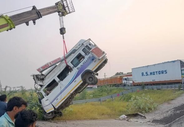1200-675-27892050-thumbnail-16x9-accident--neww
