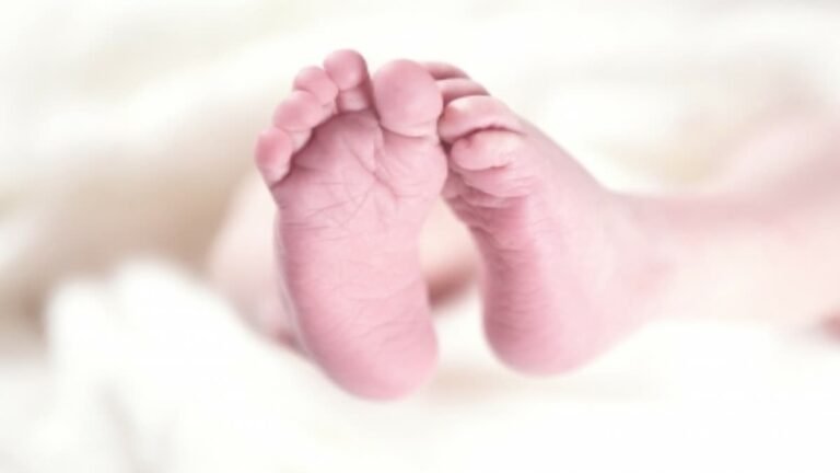 1200-675-27936016-thumbnail-16x9-newborn-baby-aspera